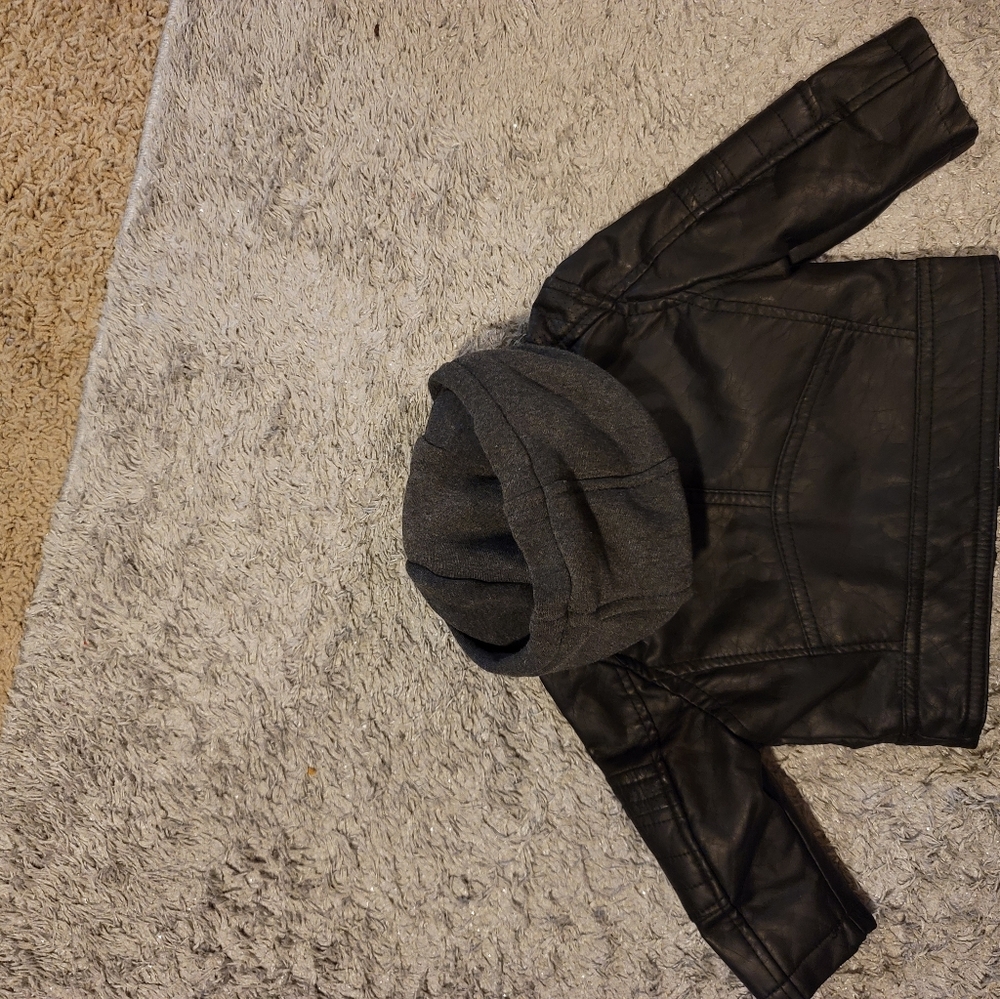 Leather jacket - Picture 5 of 6